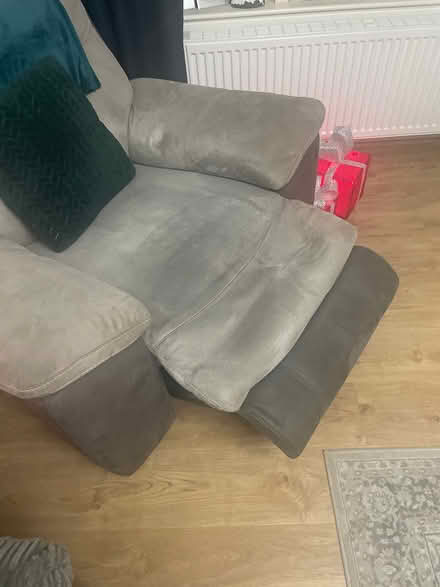Photo of free Two seater sofa & recliner chair (Cambuslang G72) #2