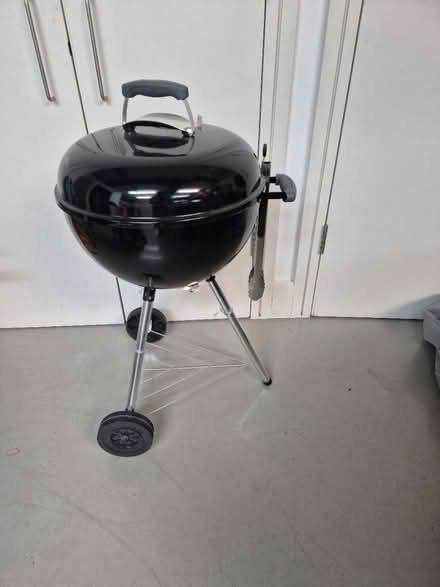 Photo of free Weber Charcoil BBQ (St. John's Wood NW8) #1