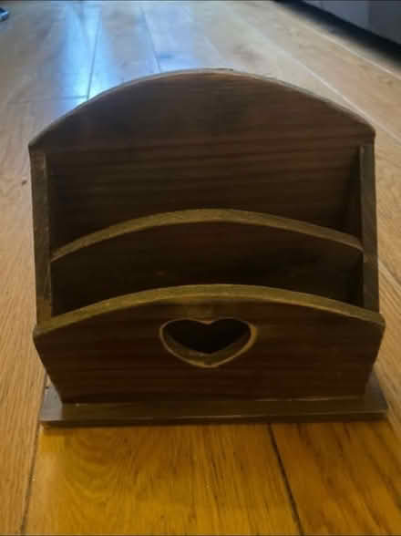 Photo of free Letters /bills Holder (Cheshunt En8) #1