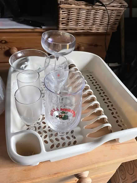 Photo of free Dish drainer and few glasses (Illingworth. HX2) #1