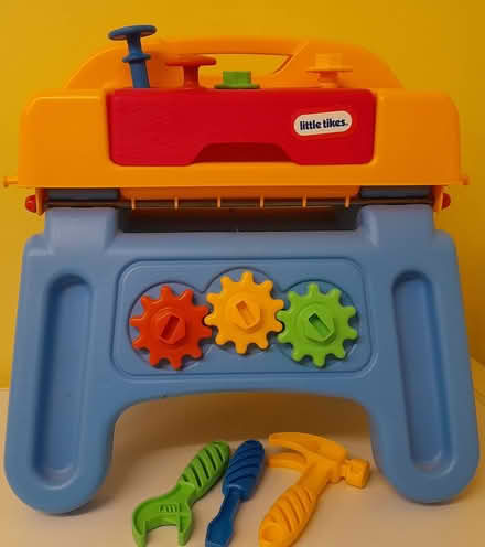 Photo of free Play Work Bench (Belmont SL6) #1