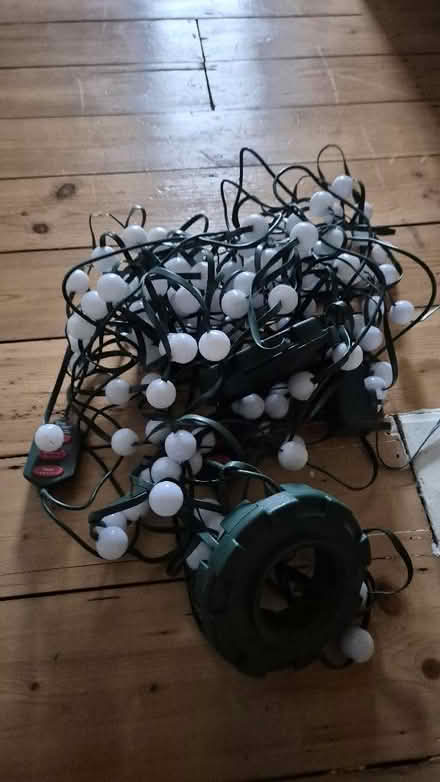 Photo of free Christmas Tree lights (West Croydon CR0) #1