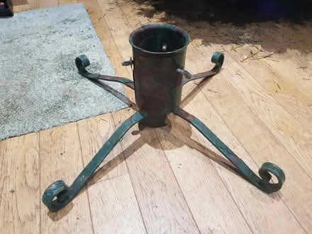 Photo of free Christmas tree stand (Sharpstone) #1