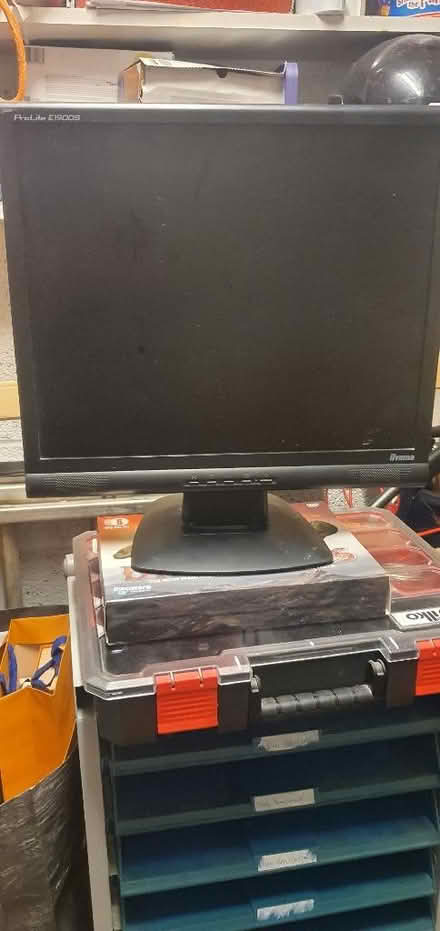Photo of free 19" Monitor (CT2) #1