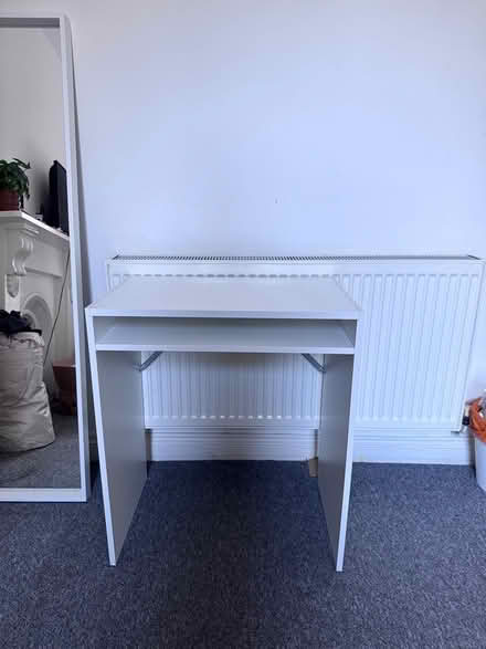 Photo of free IKEA Desk (SW8) #1
