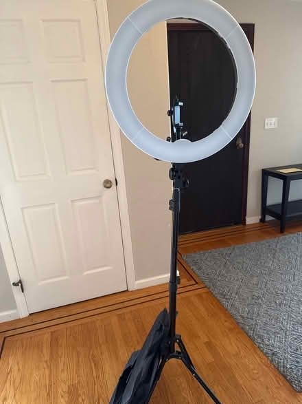 Photo of free Ring Light w/ Stand (Belmont - Cipriani & Alameda) #1