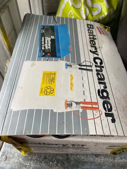 Photo of free Battery charger (Dutton PR3) #1