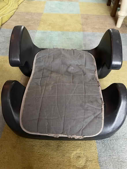 Photo of free Booster seat (Tilekiln TN38) #2