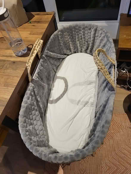 Photo of free Moses basket and stand (Kidbrooke SE3 9) #3