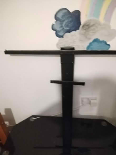 Photo of free TV unit (G459jj) #1