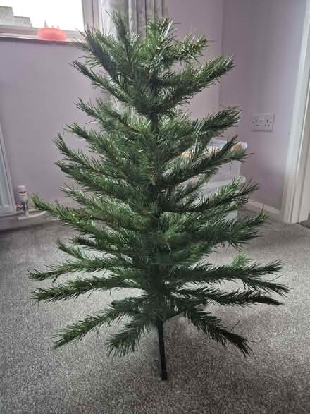 Photo of free 3 ft christmas tree (Romiley SK6) #1
