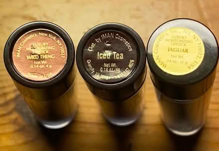 Photo of free Imán Lipsticks - unused (AL4) #2