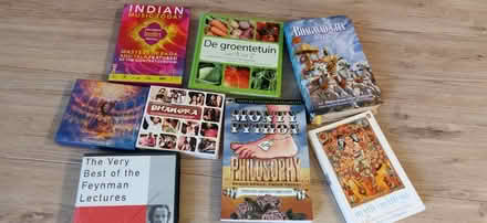 Photo of free Books and games to give away (Hoofddorp) #1