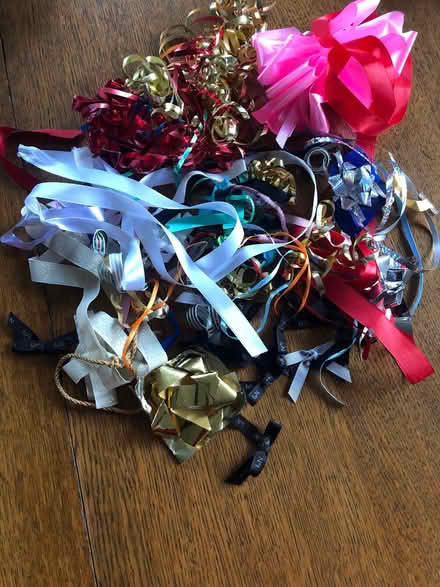 Photo of free Christmas gift embellishments (Lydiard Millicent SN5) #1