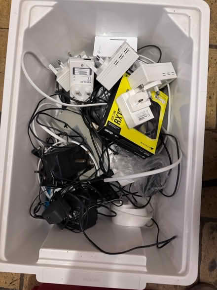 Photo of free Networking audio and tv stuff (Cambridge/Royston) #1