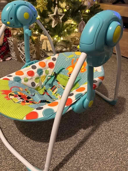 Photo of free Baby rocking chair (Ponciau LL14) #2