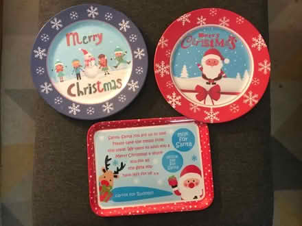 Photo of free Christmas Plates and Santa Tray (Norton, Letchworth SG6) #1