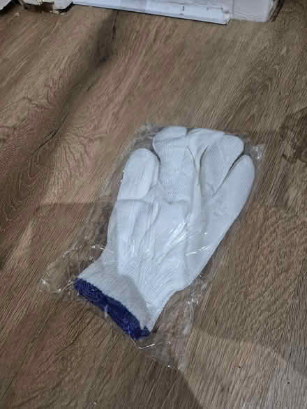 Photo of free Protective gloves (Paddock Wood, village) #1