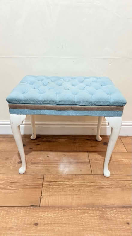 Photo of free Dressing table stool (Eagle street, Leam, CV31) #1