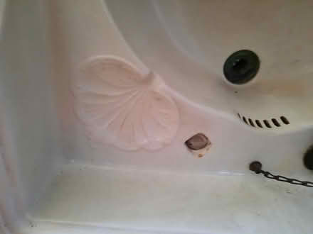 Photo of free 1920s ceramic sink with single original tap and wall bracket frame (Hollingdean BN1) #4