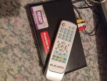 Photo of free TV older, non-smart, 20 inches (Penge East SE26) #2