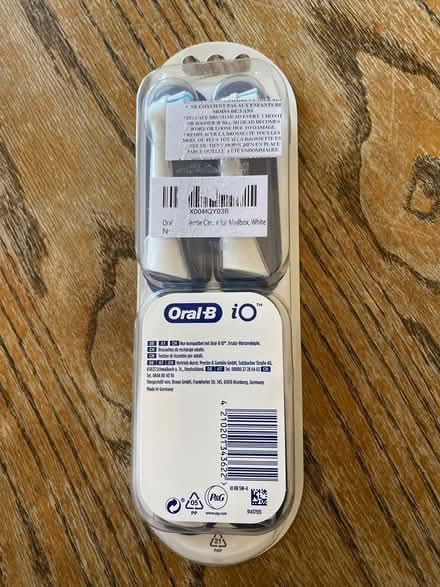 Photo of free Oral b toothbrush replacement heads (Montebello) #2