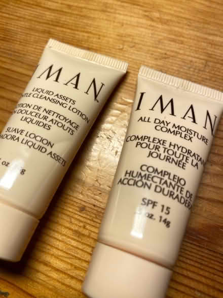 Photo of free Imán Sample Cremes (AL4) #1