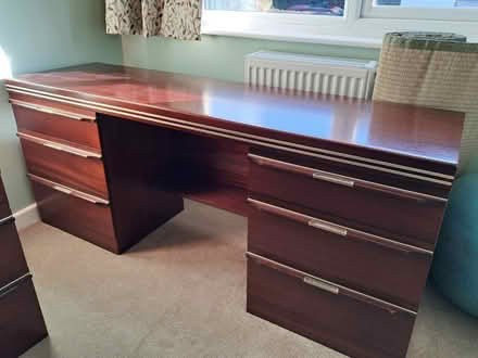 Photo of free Dresser (Harpur Hill SK17) #1