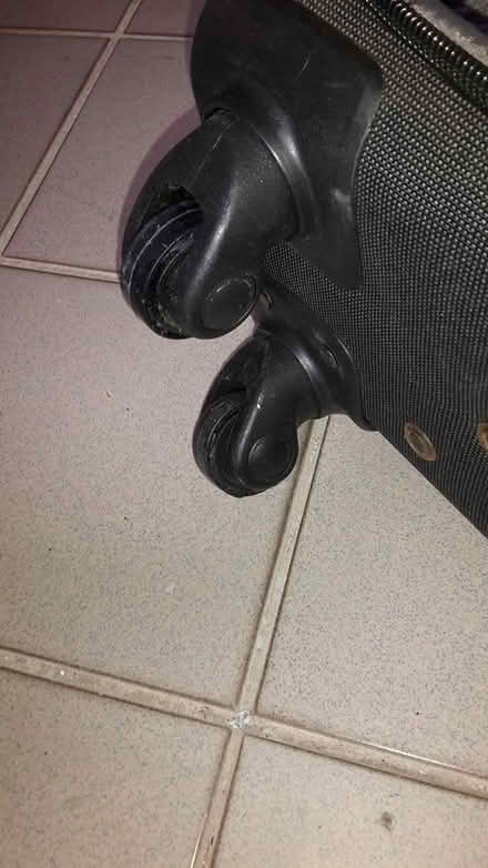 Photo of free Trolley Bag/Cabin Luggage (Queenstown, near MRT) #4