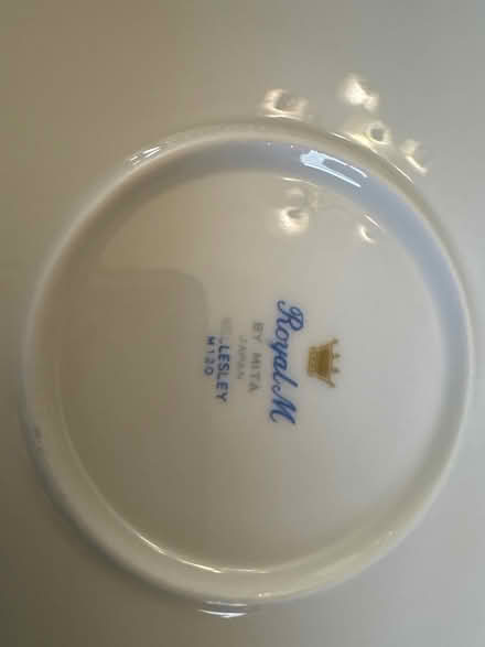 Photo of free Single dinner plate (West portal / Parkside) #2