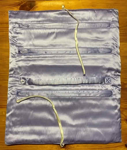 Photo of free Silk Jewellery Roll (AL4) #3