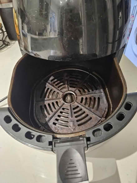 Photo of free Air Fryer (Purley, CR8 1) #4