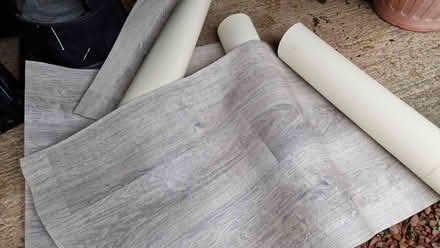 Photo of free Stylish Grey Patterned Vinyl! (Bridge of Allan FK9) #1