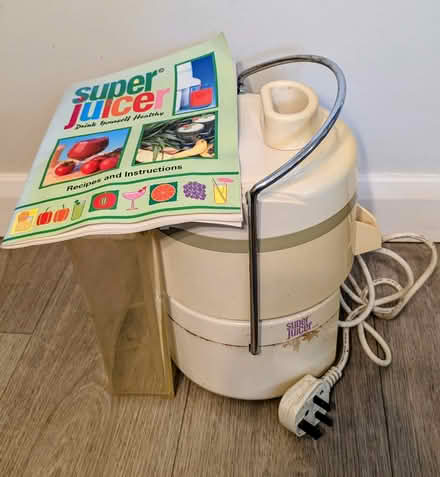 Photo of free Super Juicer with user manual/recipe book (Belmont SL6) #1