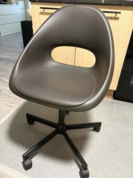 Photo of free Ikea computer chair (UB1) #1