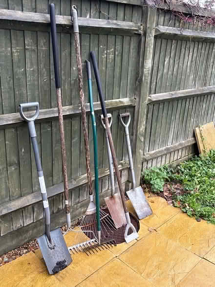 Photo of free Collection of garden tools (Buggs Bottom RG4) #1