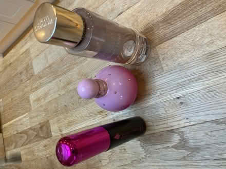 Photo of free Perfumes (CT5) #1