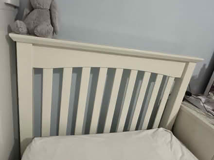 Photo of free M&S pretty white single trundle bed with two mattresses (Winchmore Hill N21) #3