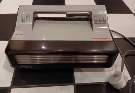 Photo of free Philips Heater / Air Conditioning Unit (Winshill DE15) #1