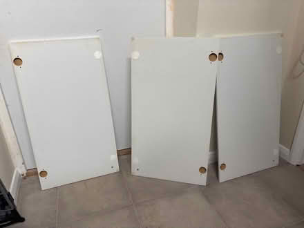 Photo of free 3 x Kitchen cupboard doors 400mm (Peachcroft OX14) #2
