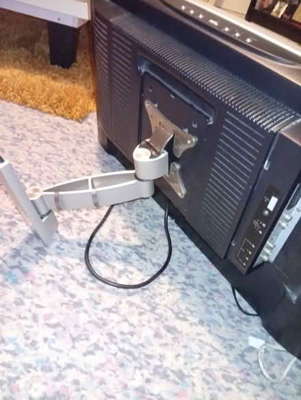 Photo of free TV older model (Penge SE26) #3