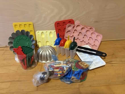 Photo of free Christmas pastry cutters and other moulds (Hollingbury BN1) #1