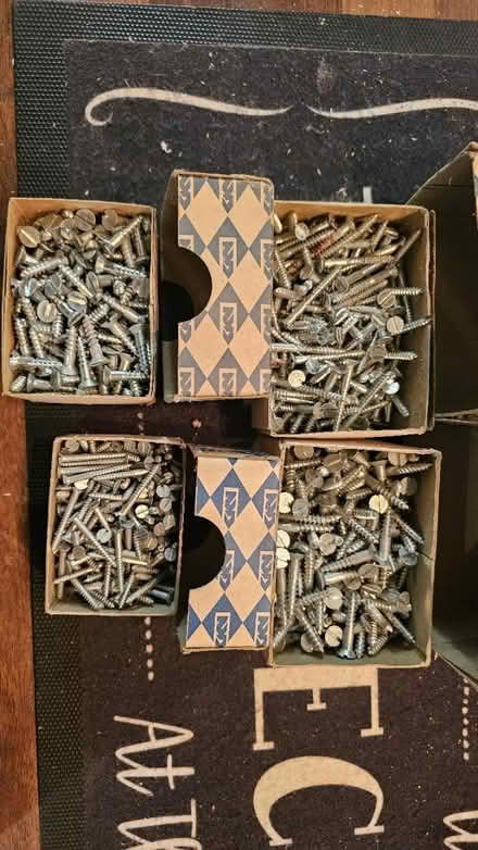 Photo of free Flat head screws (GU73) #1
