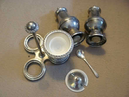 Photo of free Vintage silver plated cruet set & stand. Tarnished (Kempsey WR5) #3