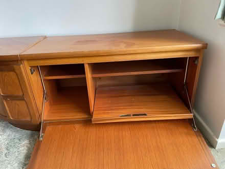Photo of free Tv unit and corner unit (Dunstable LU5) #4