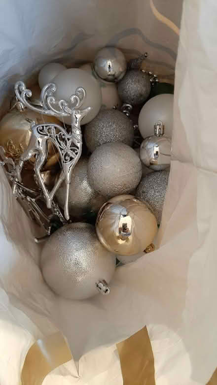 Photo of free christmas baubles (peacehaven) #3