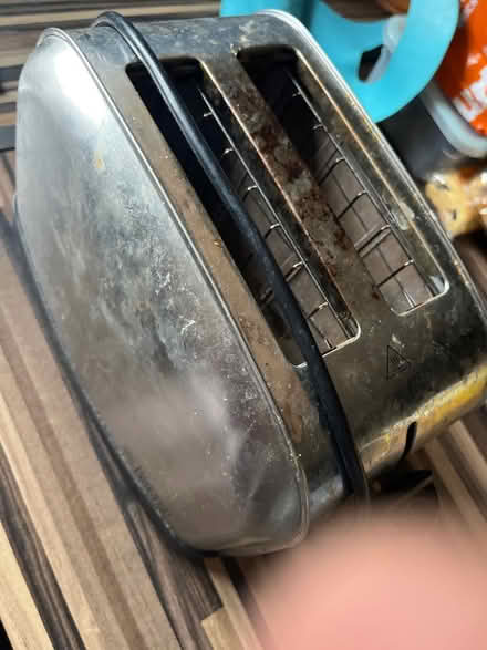 Photo of free Toaster (HP12 High Wycombe) #1