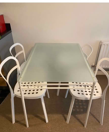 Photo of free Glass top table (Se109qb) #1