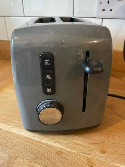 Photo of free Breville toaster (Hackney E9) #2