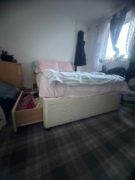 Photo of free Divan double bed (HG1) #3